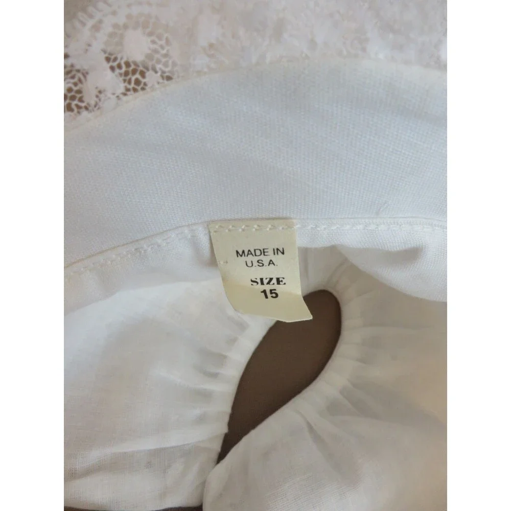 Vintage White Embroidered Lace Baby Bonnet Hat w/ Chin Strap Ties